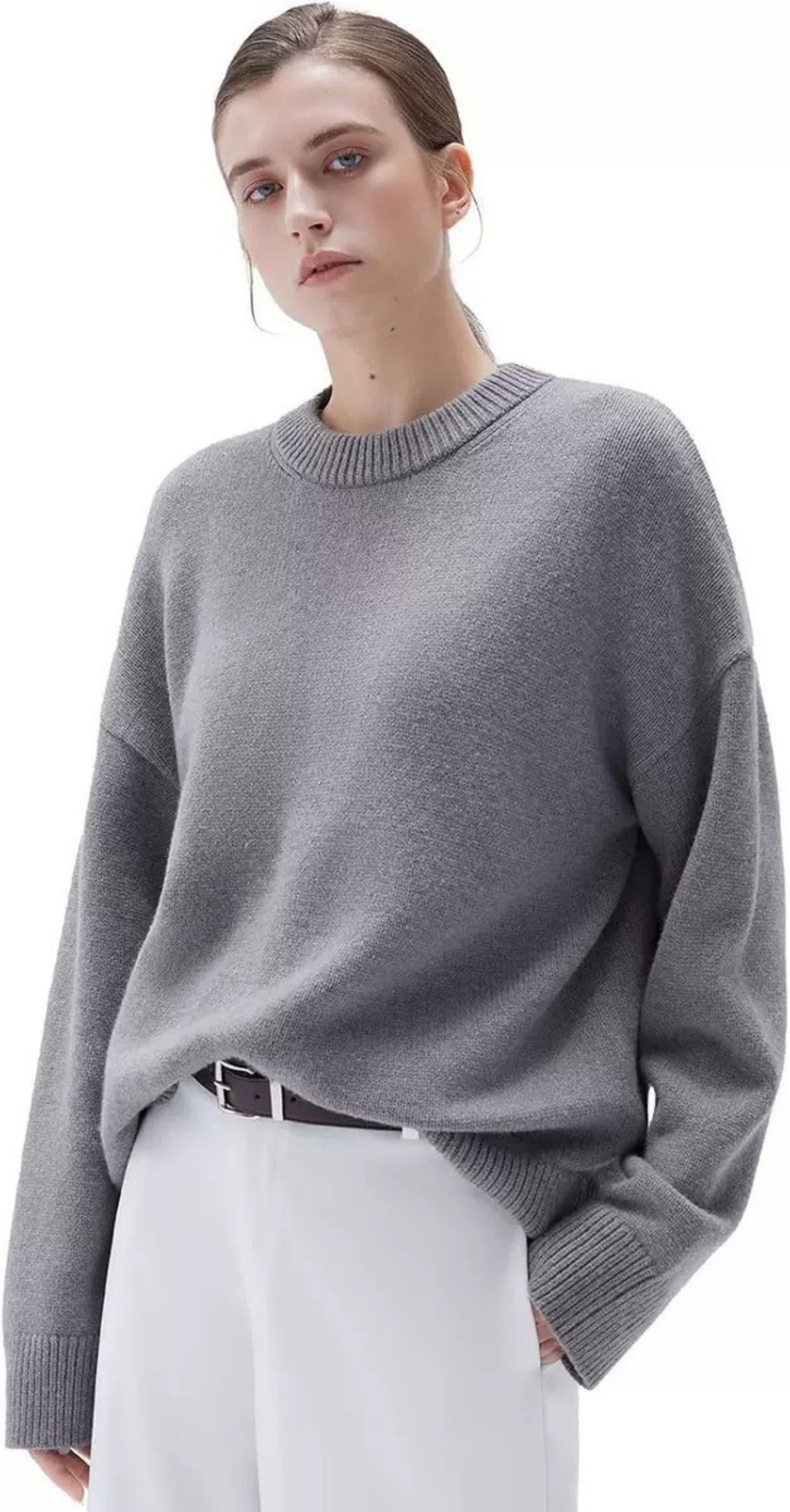 Gray cashmere sweater, front view on woman