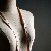 Knitwear quality control inspection during the sampling and production process